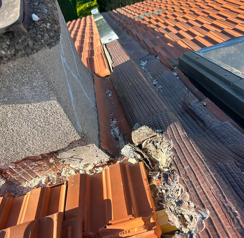 Travaux de Réparation et rénovation de toiture à Montreuil (93100)